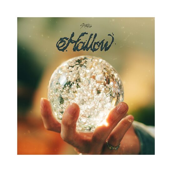 Stray Kids - 3rd Japan Album [HOLLOW] (Standard Ver.)